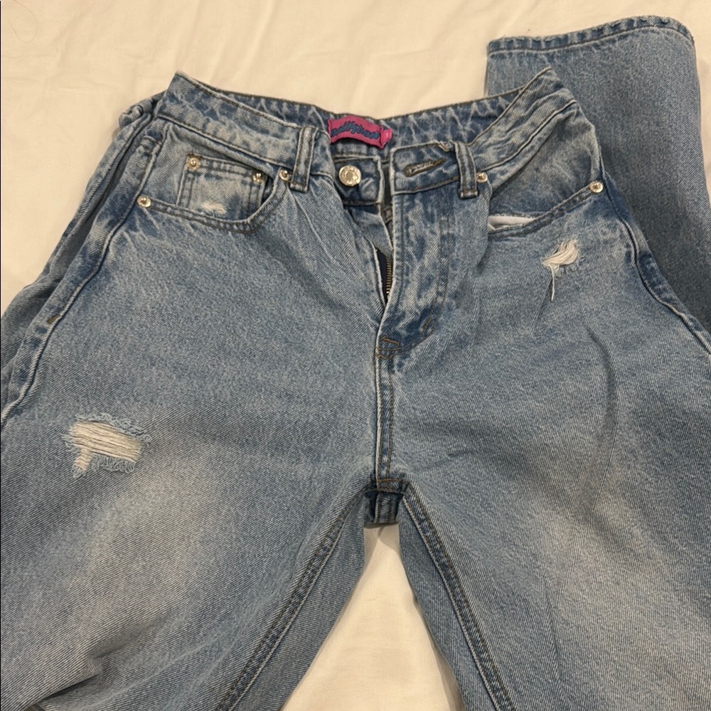 Edikted Blue Boyfriend Jeans Distressed Casual